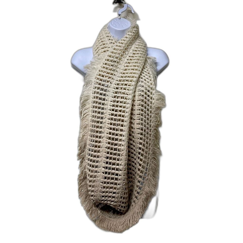 NWT STEVE MADDEN Ombre Infinity Scarf, Neutral Colors